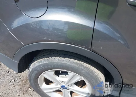 2017 Ford Escape Titanium from USA, damaged, VIN 1FMCU9JD8HUC16640